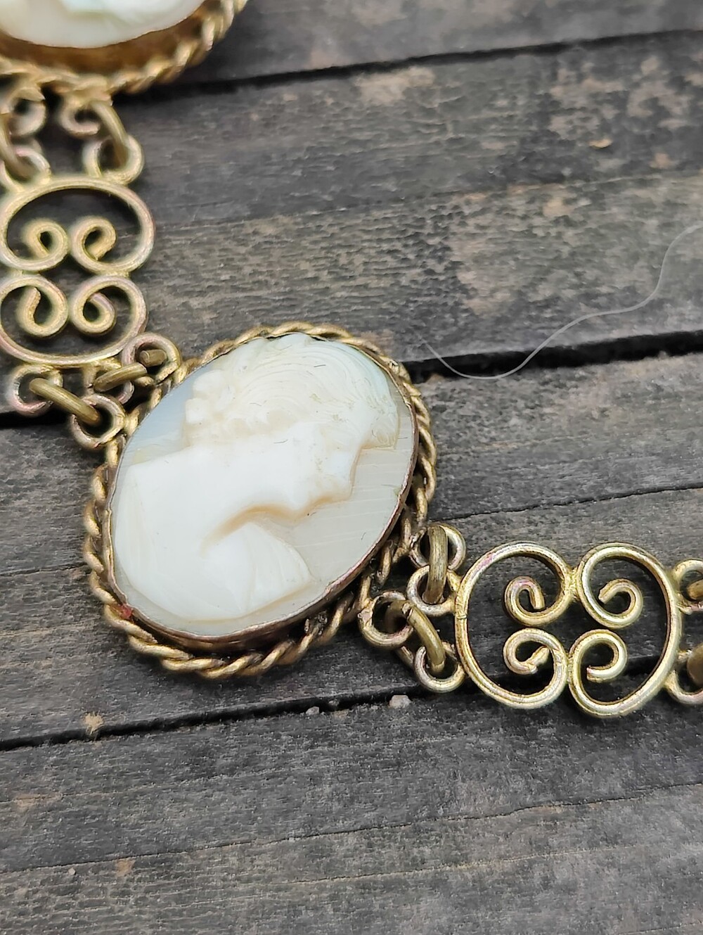 Antique 12K GF Cameo Bracelet - Picture 2 of 12